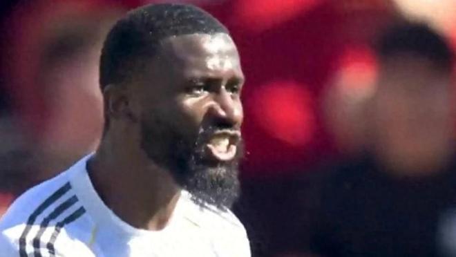 欧冠大战前夕，吕迪格斥责队友