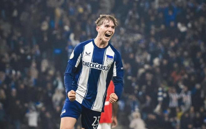 罗马诺：曼城加入柏林赫塔16岁中场艾希霍恩争夺战