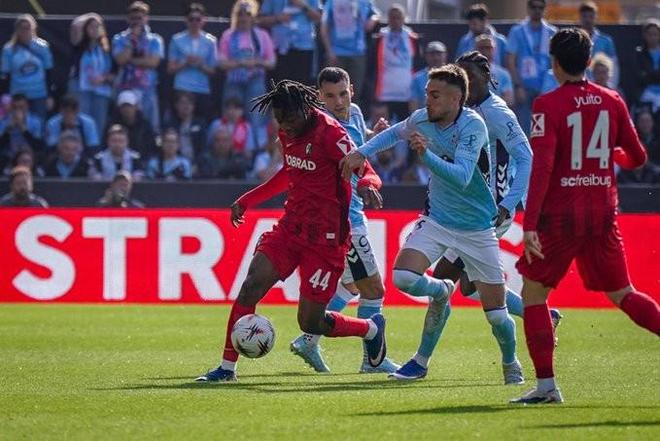 弗赖堡队史首次跻身欧战四强，此前六次欧战从未闯入八强