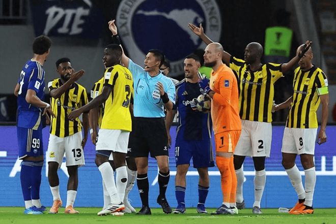 吉达联合输亚冠狂甩锅马宁 沙特媒体造谣停哨结局太打脸