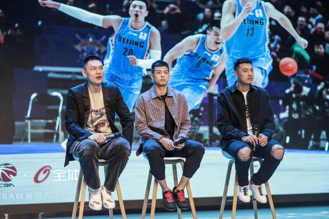 周五常规赛收官战 一起见证朱彦西退役仪式！