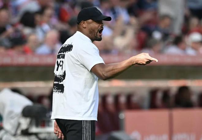 凯恩谈孔帕尼中场发火：他对我们说了一些很严厉的话，这没错