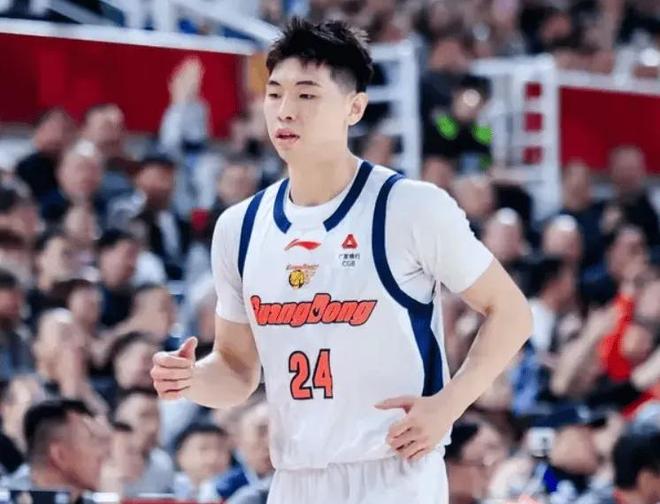 广东2国手低迷影响太大了！崔永熙被用废，胡明轩带伤状态低迷