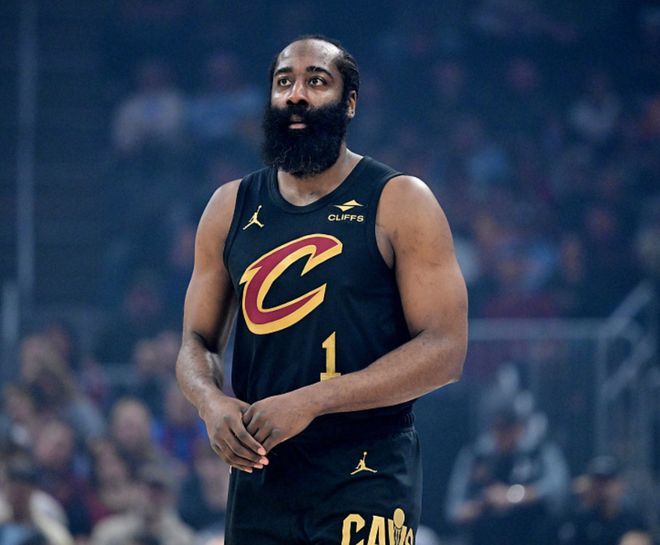 又轰下40+10+9!抱歉哈登:你要从历史第二变成历史第三了