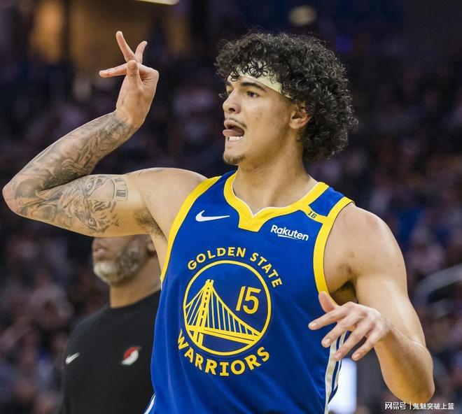 次轮秀逆袭！3年1500万美元！恭喜桑托斯，提前续约勇士！