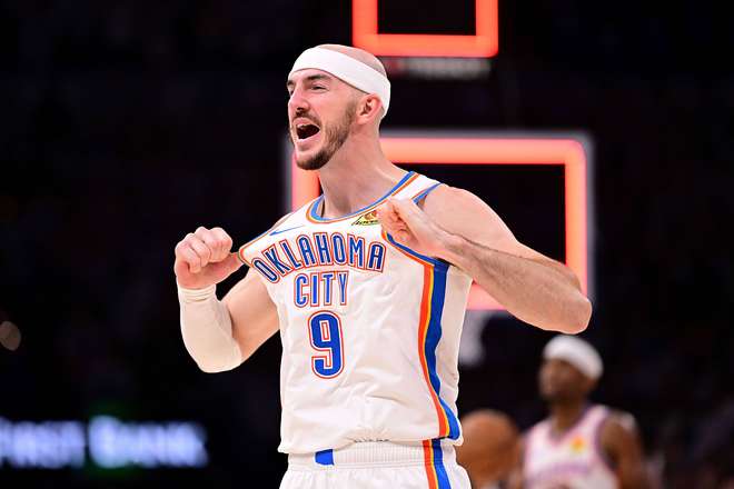 雷霆缩减开支,卡鲁索或离队,昔日防守悍将或重返紫金军团