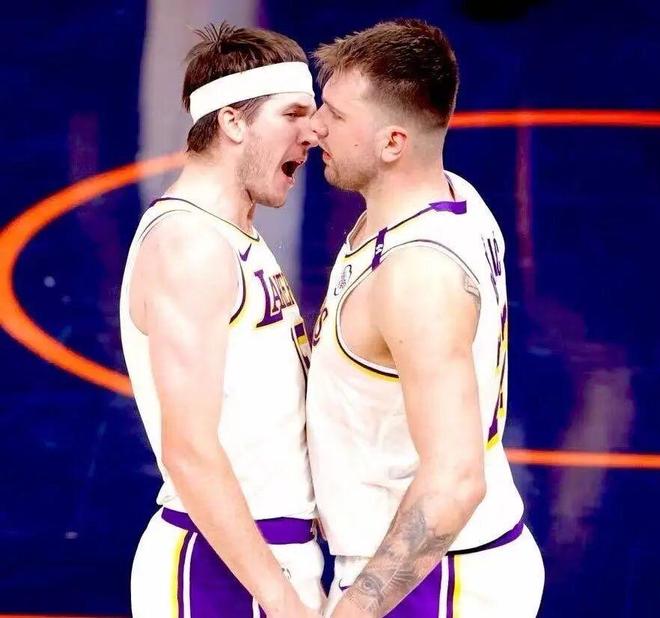 什么?湖人要给落选秀2.4亿合同!!