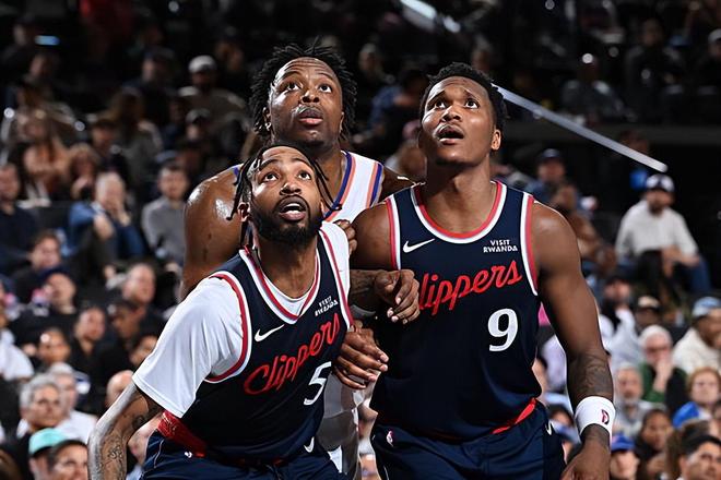 外线投篮稳定性有所提升,快船后场新援还能打出更高水准的表现?