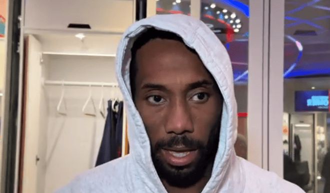 0.4秒打3个回合！小卡绝杀！演都不演了！