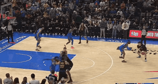 雷劈湖人：亚历山大vs卢卡，一节结束