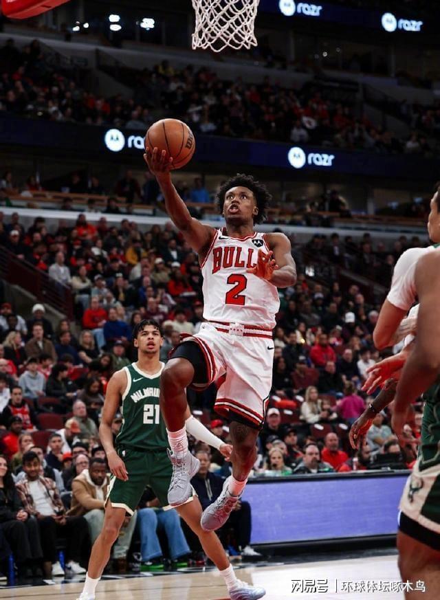 塞克斯顿22分3板2助3断 公牛120-97逆转战胜雄鹿
