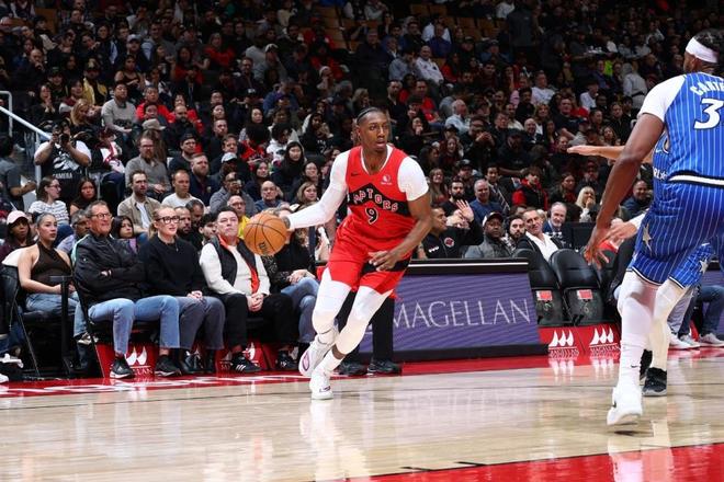 狂轰31-0攻势！猛龙52分狂胜魔术 巴恩斯23+15助攻引8人上双