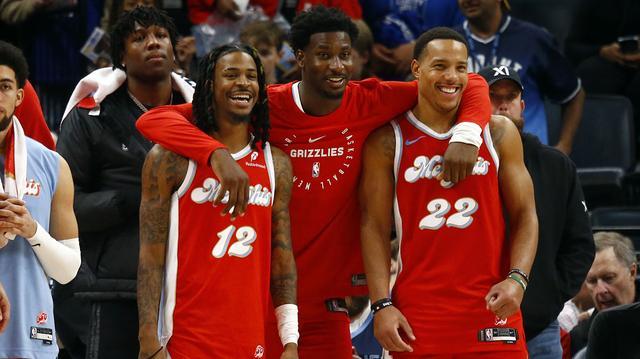 灰熊老铁来啦！莫兰特与小贾伦现身魔术主场，力挺前队友贝恩