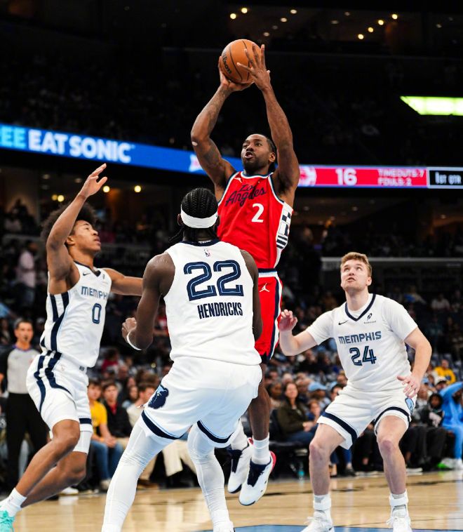 小卡28+5创生涯新高，加兰21分马瑟林比肩2大球星，快船力克灰熊