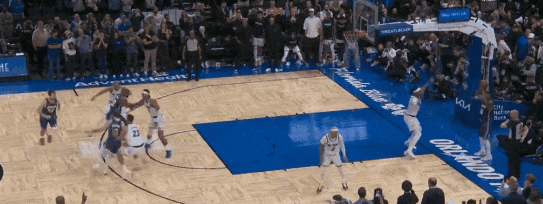 湖人绝杀魔术：逆境群力9连胜