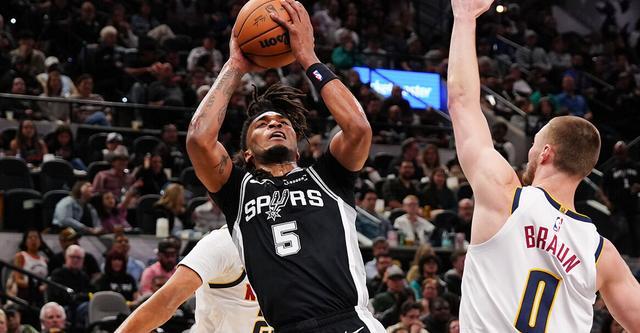 卡斯尔:本不该输!我们必须学会在文班缺阵时也能防住对手