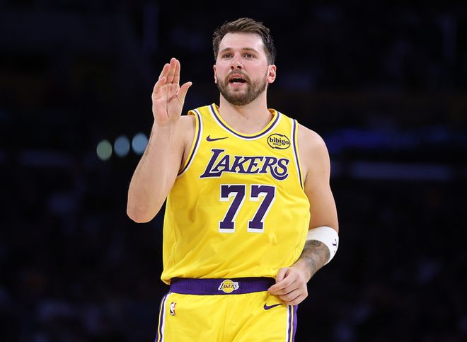 西部排名又变了:湖人高歌猛进,掘金爆冷赢球,4队排名互换