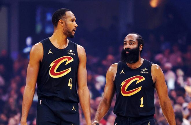 莫布利:哈登非常自信不会被打乱节奏 和他一起打球我能学得更细