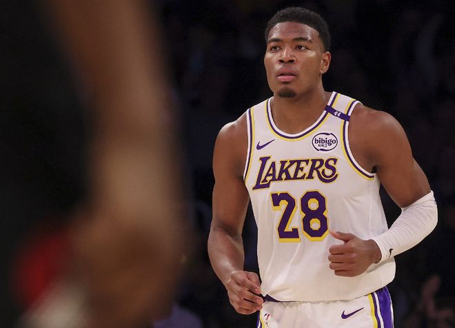 湖人89-111凯尔特人4坏消息!2将太废,三分拉胯,遇强队没法打!