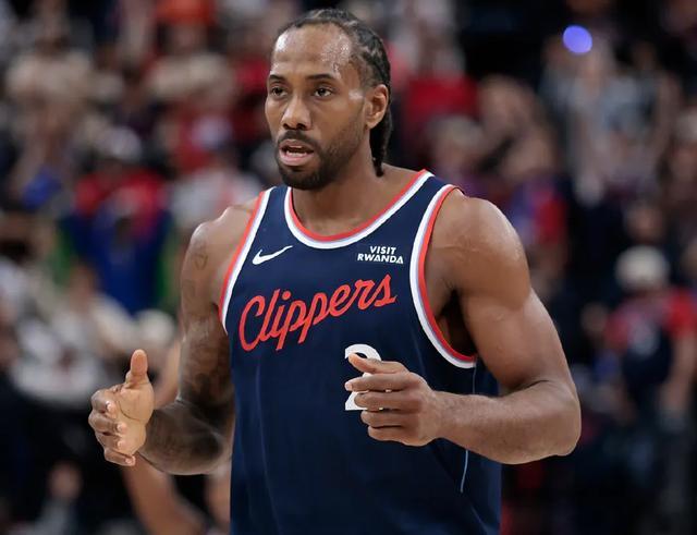 再次暴打森林狼,伦纳德在打一种无解的篮球