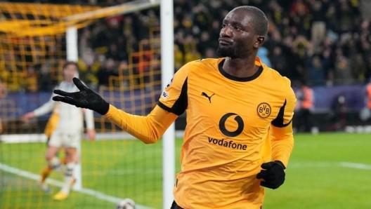 米体:一旦米兰确定重返下赛季欧冠,将引进一名经验丰富前锋