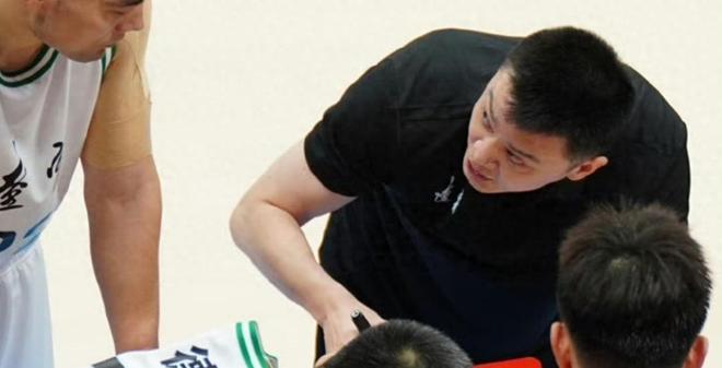 辽篮为何连续引援?杨鸣会不会再度回归?答案似乎没有那么简单!