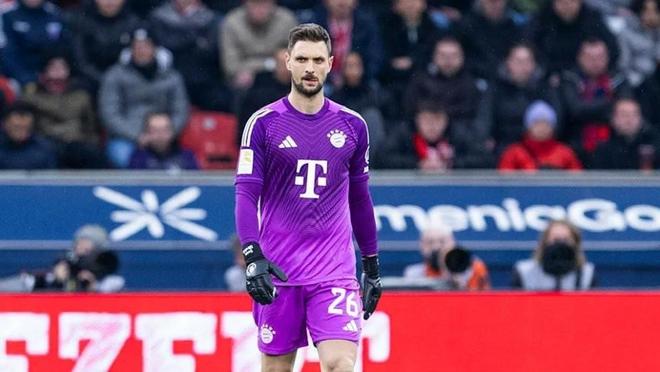 团灭！拜仁一线队3门将加二队门将全部受伤 16岁天才或出战欧冠