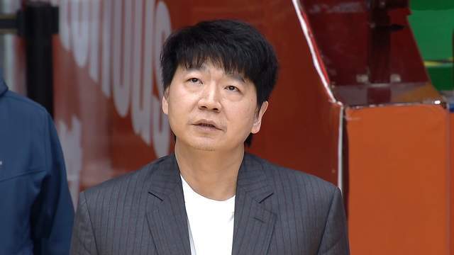 山东男篮逆转福建，高诗岩被驱逐出场 郭凯7中7 新外援24+7高效