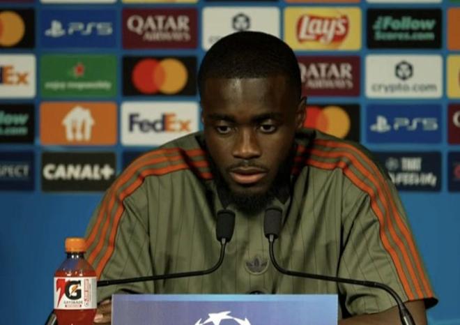 于帕：孔帕尼停赛不会影响球队心态；和巴黎的传闻？我在拜仁