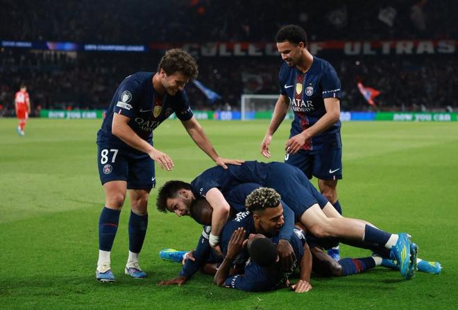 5-4赢球，巴黎终结欧冠对拜仁的五连败