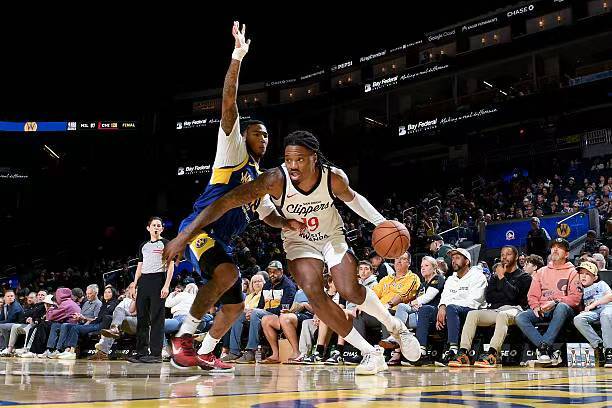 难得打出一场高分的表现,快船二队锋线新秀能否保持这样的效率?