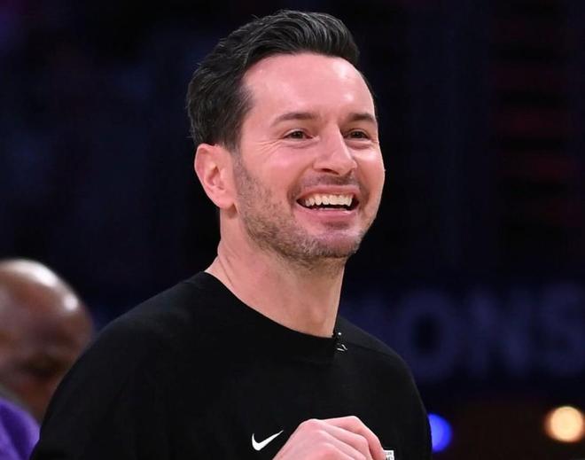 时隔15年，湖人首次连续两个赛季常规赛均达成50胜