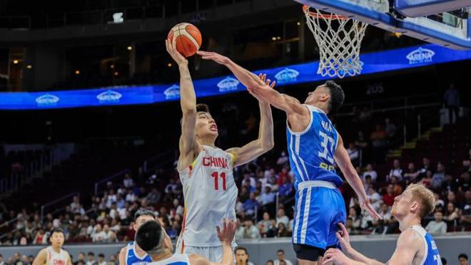 男篮世界杯预选赛中国队逆转战胜中国台北队