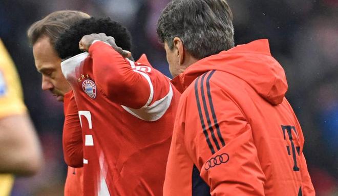 对阵法兰克福时因伤被换下，阿方索赛后谈伤情：我没事