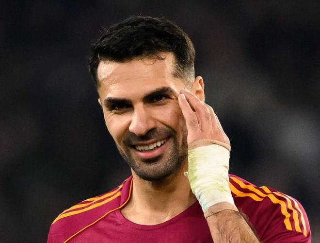 斯基拉：切利克仍倾向于自由身离开罗马，9家俱乐部已进行接触