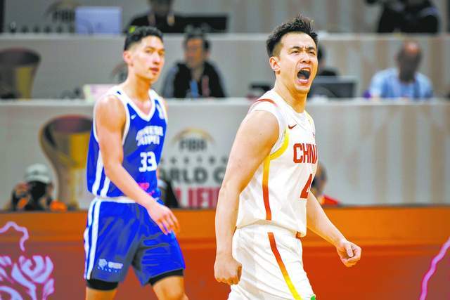 末节逆转！中国男篮世预赛两连胜