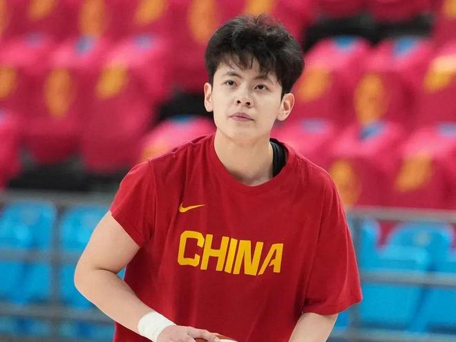 中国女篮险胜巴西，听听媒体专家怎么说，后卫线告急！