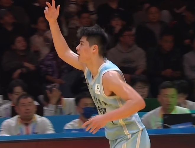 CBA星锐大胜大学生联队！陈家政狂砍26分，3将齐发挥，石奎亮眼