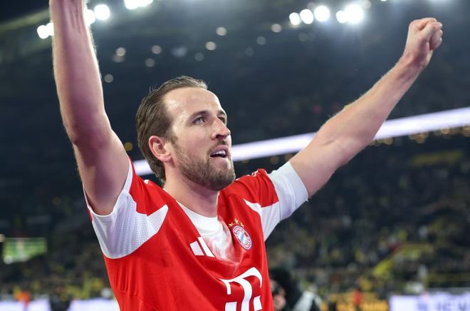 连续梅开二度,他是拜仁锋线上的答案