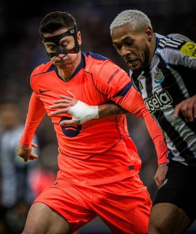 亚马尔绝平救主+欧冠历史第1人！巴萨1-1纽卡，交手3连胜戛然而止