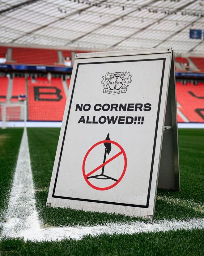 摆出禁止罚角球的标识,勒沃库森官媒调侃阿森纳:值得一试啊