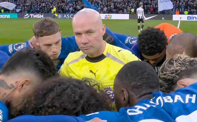 曼联再获巩固英超前五良机,卡里克告诫球员别松懈!拉爵拒谈转正