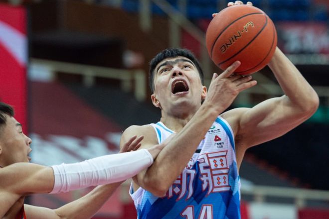 你咋不弄赵睿？西热谈李祥波喷鲁吐布拉：要是我就拳头伺候