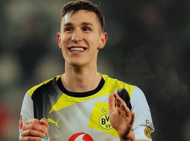 图片报:施洛特贝克即将与多特蒙德续约到2031年