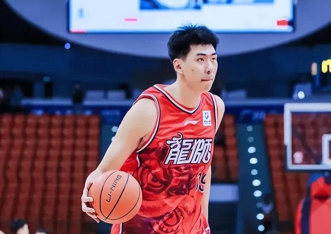 广东3消息!徐昕打脸杜锋,徐杰最新伤情,崔永熙无缘战四川