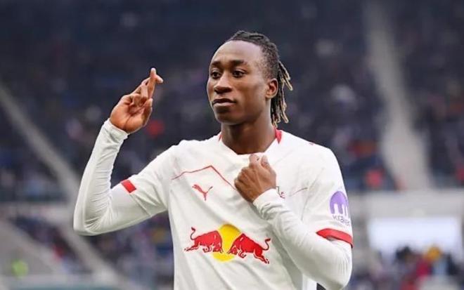 从半职业联赛到身价有望破亿!德甲赛场过人王,引发一众豪门追求