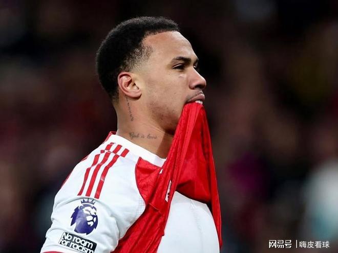 战略放弃?曼城出局后勇夺冠军,阿森纳延续魔咒,还能冲两冠