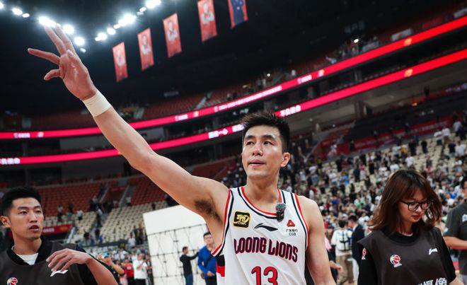 郭艾伦正式辟谣:我没有被骗 被诈骗是造谣 要追究法律责任