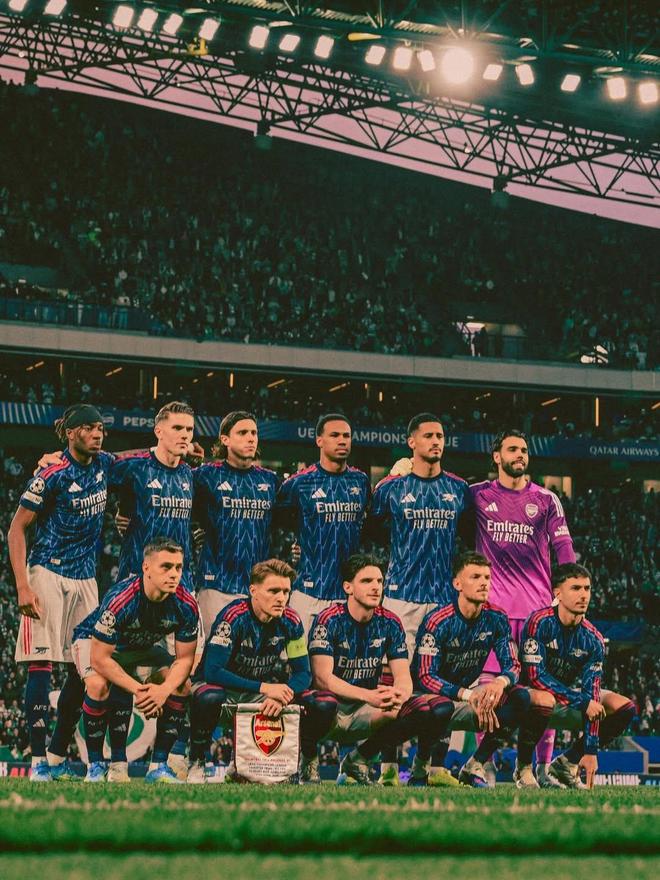 哲凯赖什晒重返葡体照片:很高兴回到这个承载回忆的特别之地