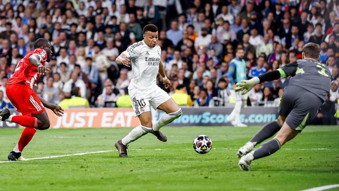 本赛季13场30球，皇马自17-18赛季以来首次欧冠单赛季进球30+